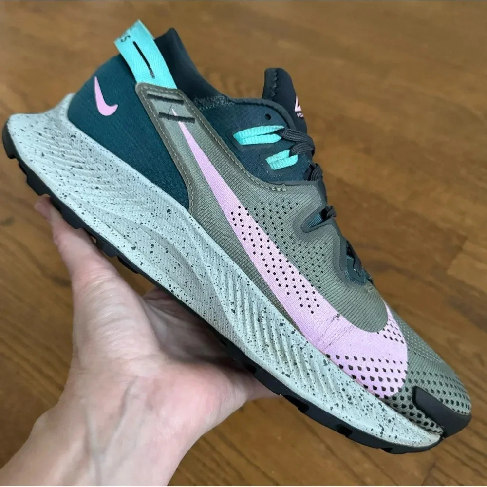 Nike Women's Pegasus Trail 2 Spiral Sage CK4309-300 Trail Running size 9.5